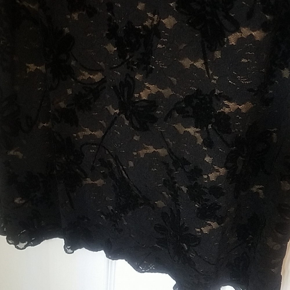 Dress - Picture 2 of 6
